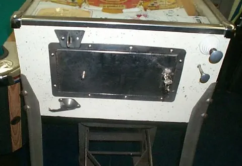 Cabinet - Front