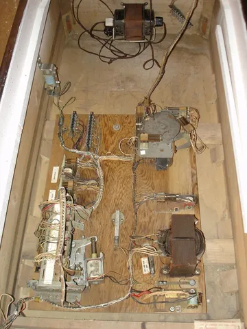 Inside Cabinet*