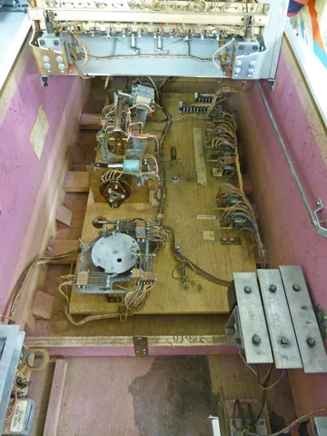 Sample Game - Inside Cabinet*
