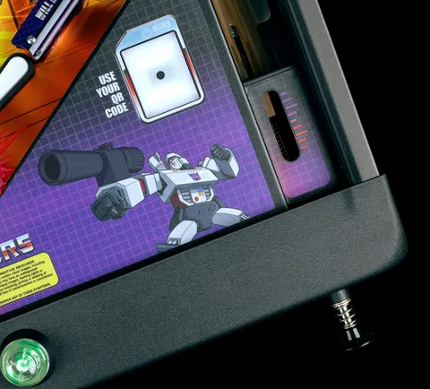 Transformers: More Than Meets the Eye (Premium) image 2