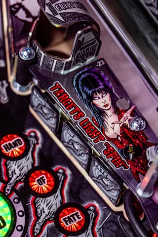 Elvira's House of Horrors (Blood Red Kiss Edition) image 26