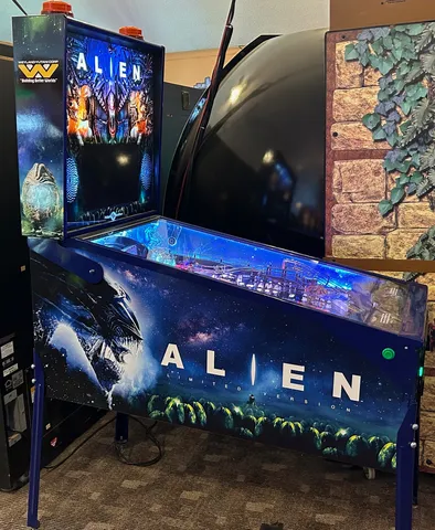 Alien (Limited Version) image 1