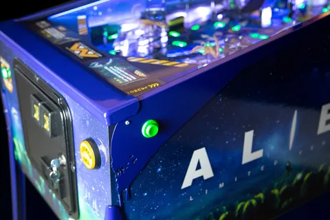 Alien (Limited Version) image 8