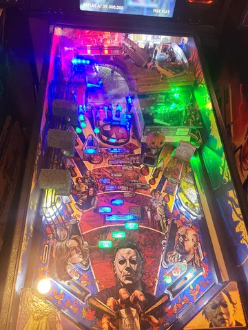 Halloween (Standard Edition) image 5