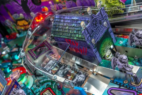 Elvira's House of Horrors (Limited Edition) image 17