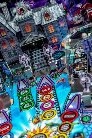 Elvira's House of Horrors (Limited Edition) image 24