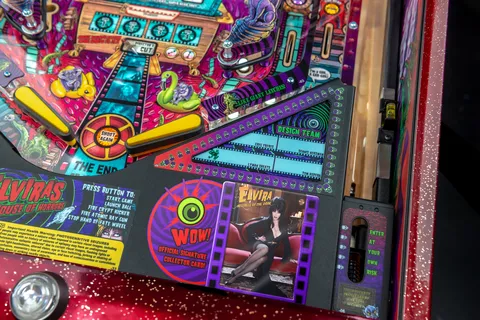 Elvira's House of Horrors (Signature Edition) image 1