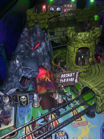 Alice Cooper's Nightmare Castle image 20