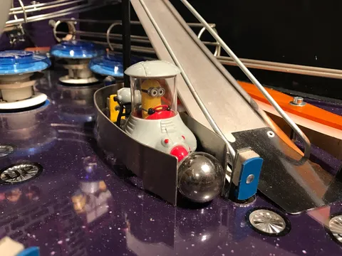 Despicable Me Pinball Madness image 5