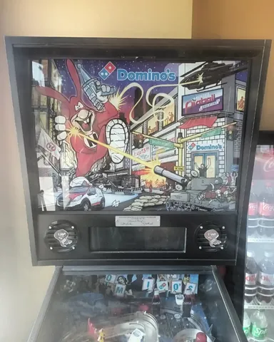 Domino's Spectacular Pinball Adventure image 3