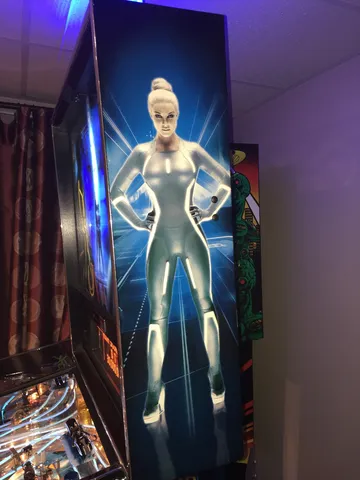 TRON: Legacy (LE) image 5