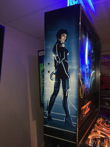 TRON: Legacy (LE) image 9