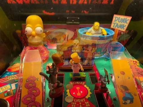 The Simpsons Kooky Carnival image 2