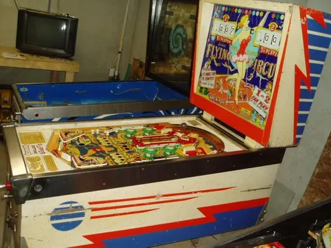 Cabinet - Right*