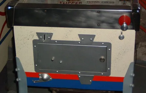 Single-slot Coin Door