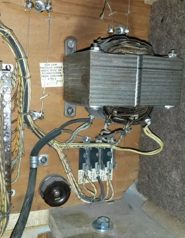 Inside Backbox - Transformer