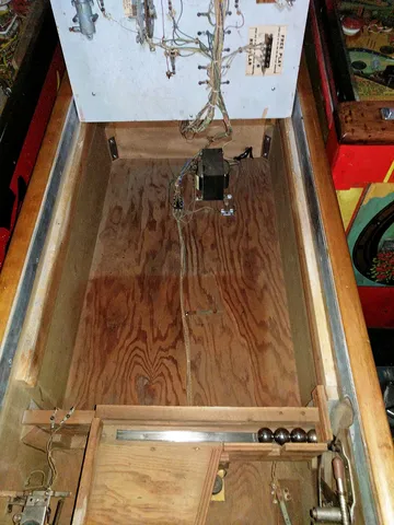 Inside Cabinet*