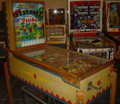 Cabinet - Left