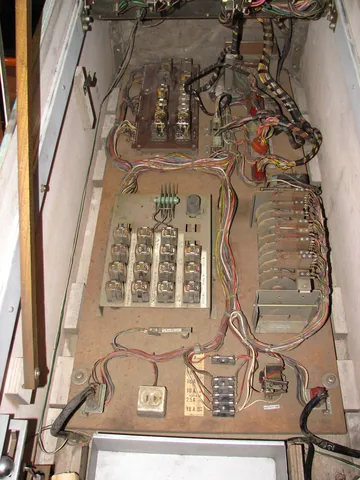 Inside Cabinet*