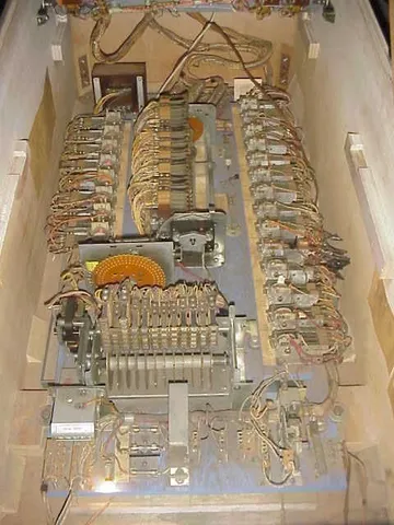 Inside Cabinet
