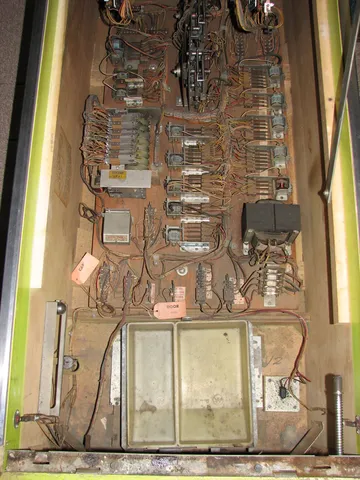 Inside Cabinet - Extra Ball Mode*